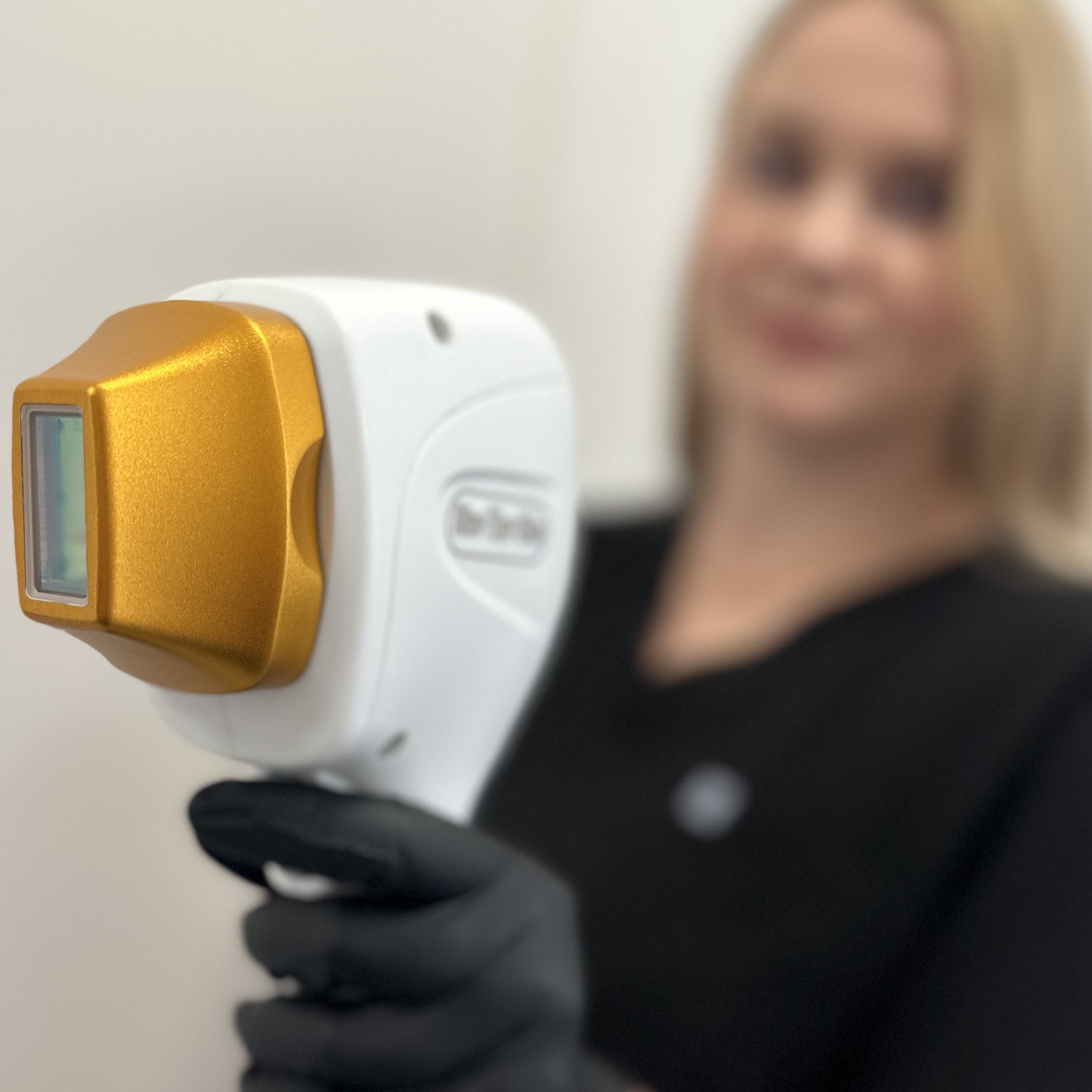 Laseroterapia – depilacja laserowa i zamykanie naczynek